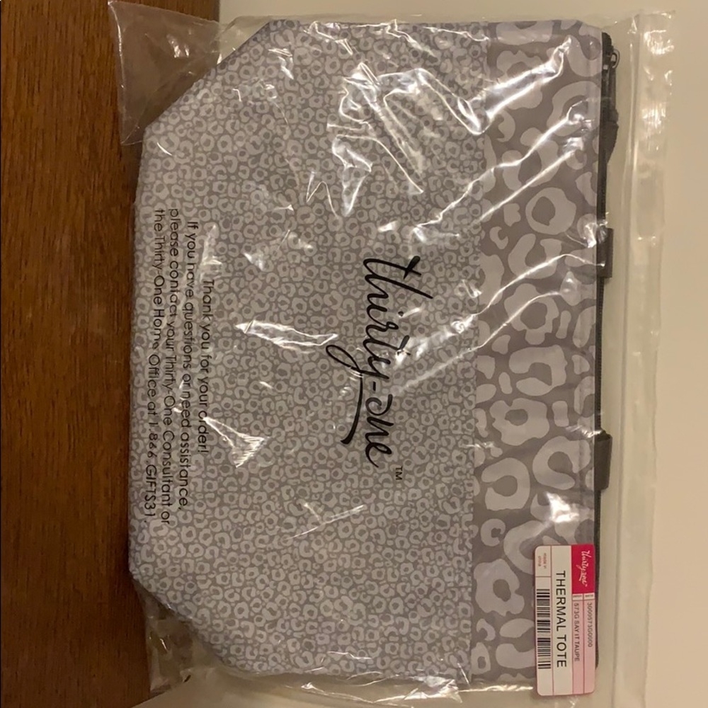 Thirty-one Thermal Tote in Say it Taupe